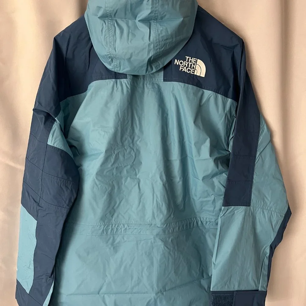 THE NORTH FACE K2RM/ Karakoram DryVent Hooded Jacket MSRP$230